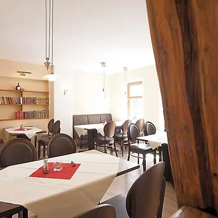 Zum Herrenhaus