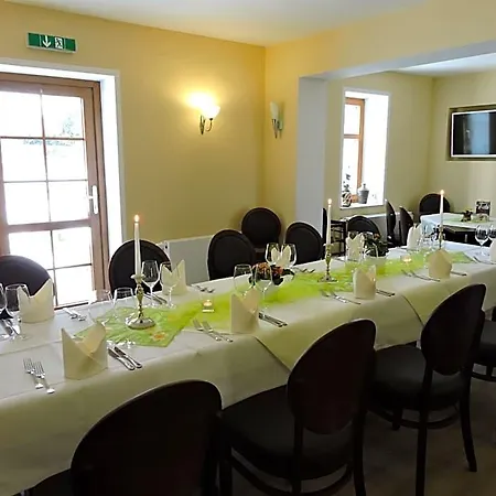 Zum Herrenhaus 酒店 Behringen (Thuringia)