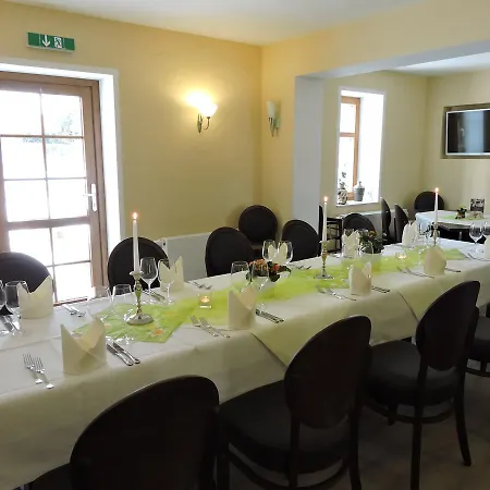 Zum Herrenhaus Hotel