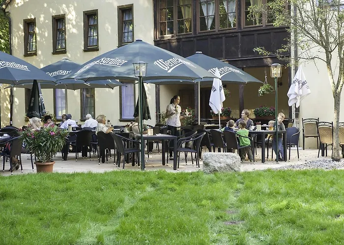 Zum Herrenhaus Otel 3*