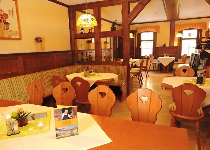 Hotel Zum Herrenhaus 3*